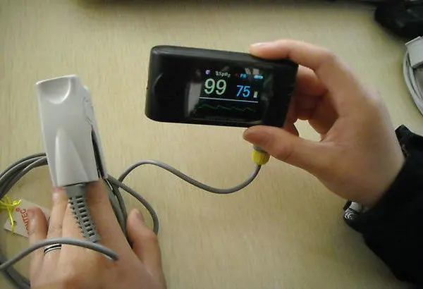 

Free Shipping CE FDA Wireless CMS60CW Color TFT Hand-held Pulse Oximeter+SPO2+PR+Analysis Software+Blue Tooth oximetro