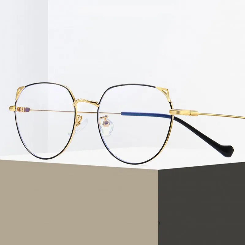 

New Retro Glasses Metal Frames Men and Women Ultra Light Blue Film Anti-blue Eyeglasses Classic Eyewear