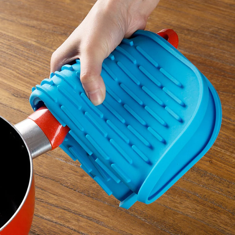 

1PC Slicone Heat-insulated Mat Anti-slip Table Mat Draining Board Middle Size 22x16cm Kitchen Thermal Insulation Mat