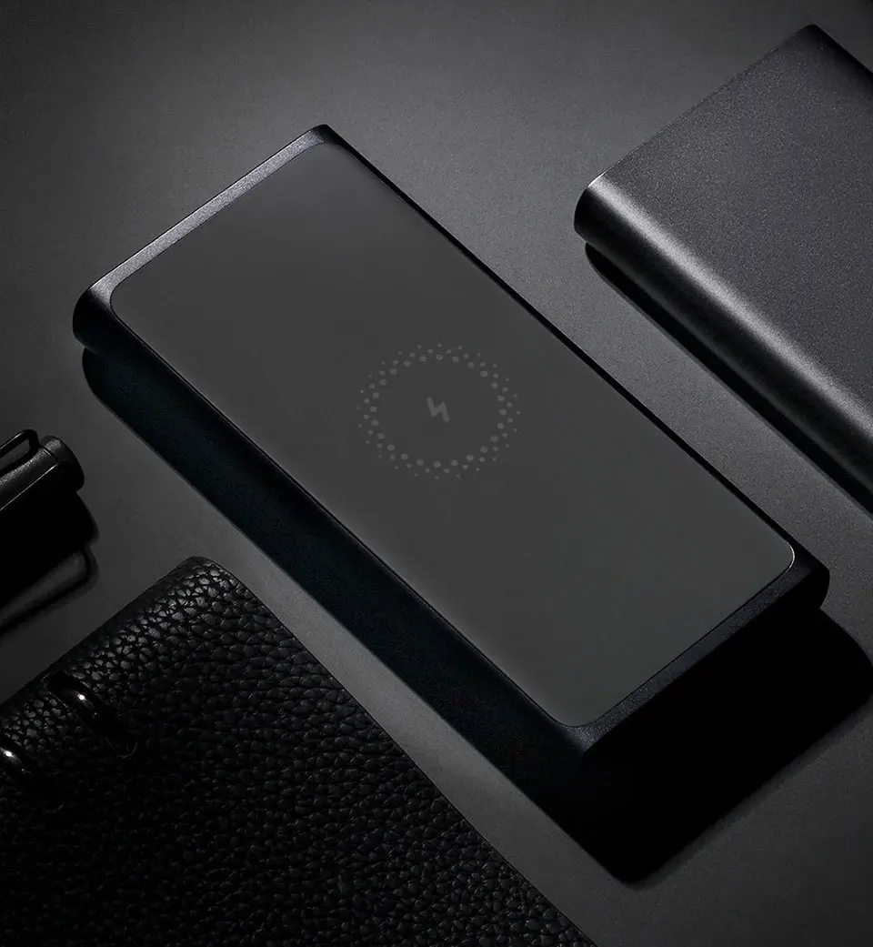 Из России Xiaomi Беспроводное зарядное устройство Power Bank 10000mAh