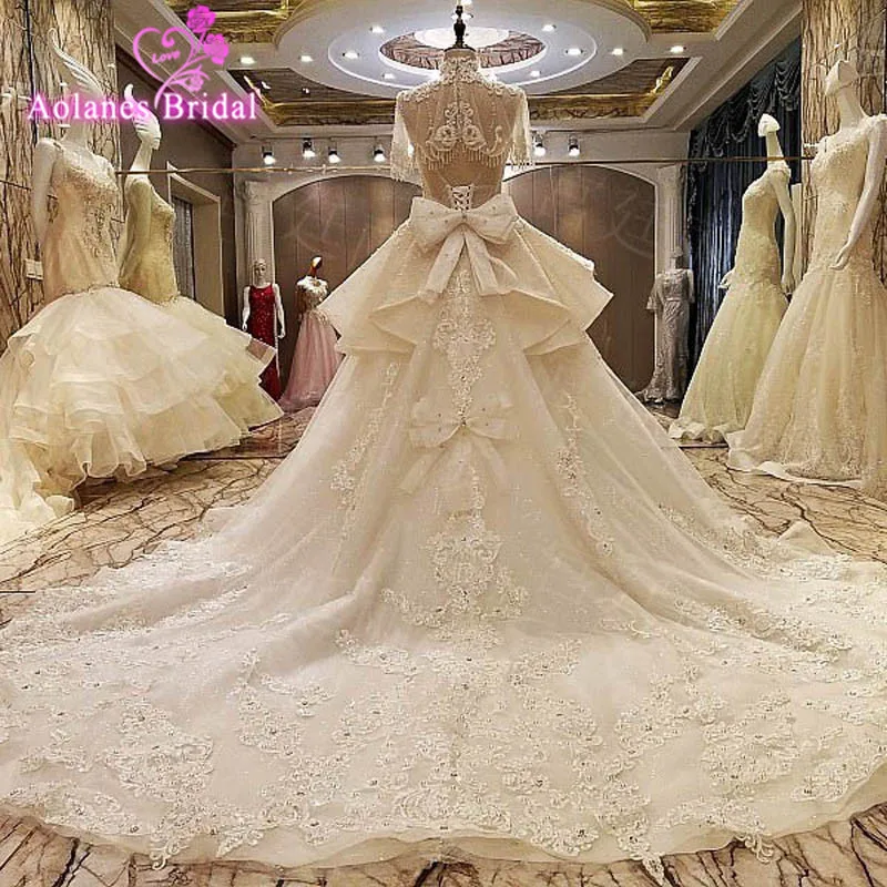 

2017 New Arrival Luxury Vestido Para Casamento High Neck Bow Lace Appliqued Strapless Crystal Ribbon Ball Gown Wedding Dress
