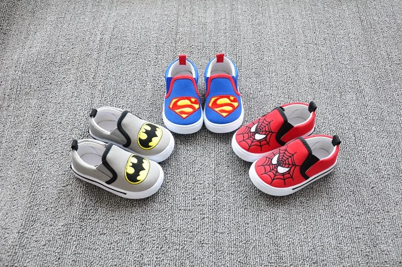 

New Brand Baby Boys Fashion Canvas Shoes Flats Kids Platform Sneakers Toddler Superman Cool Spiderman Batman Shoes Wholesale