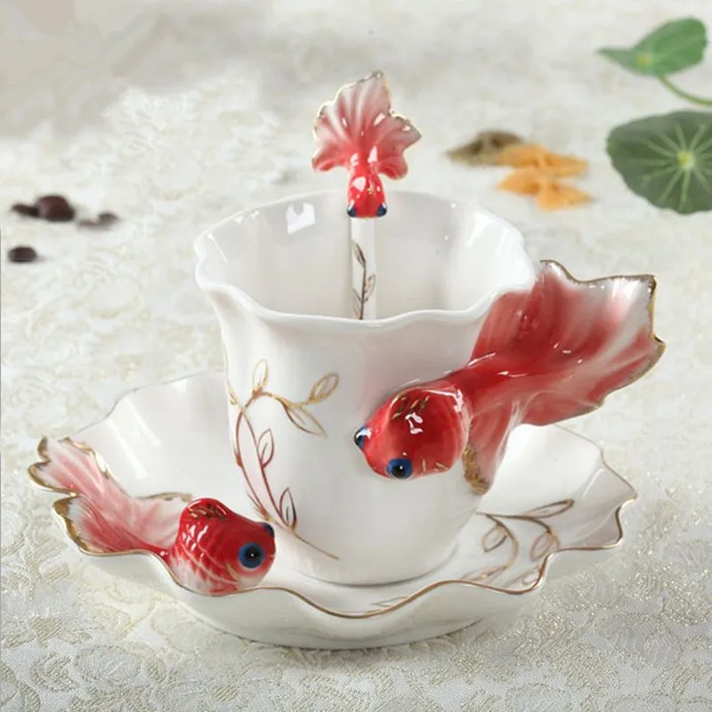 

3D Animals Mug Goldfish Color Enamel Coffee Cup Porcelain Mugs Creative Ceramic Cups European Bone China Milk Cup Fancy Gift