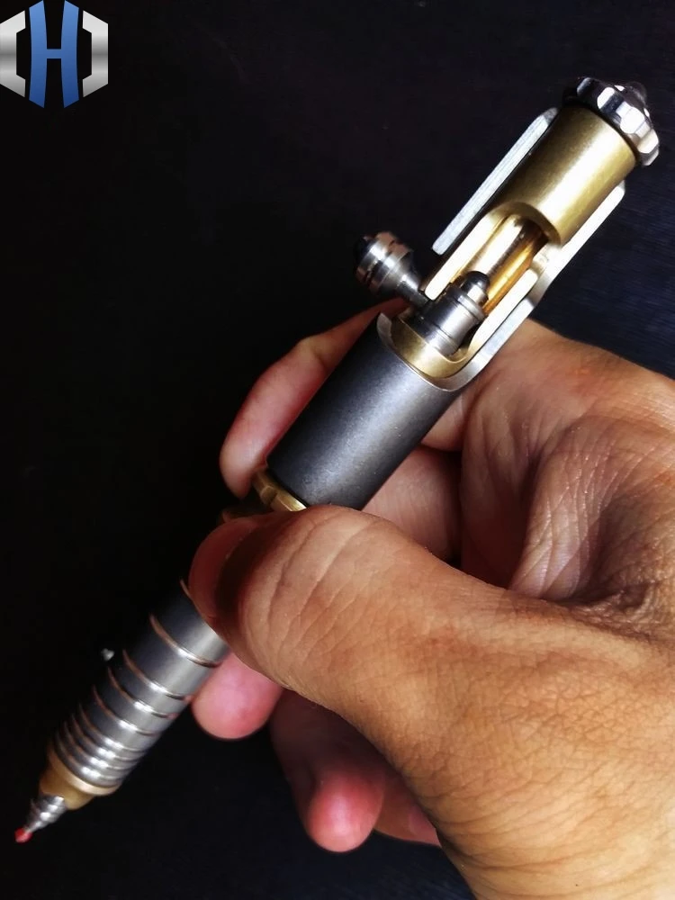 Tactical Pen Attack Pen Titanium Alloy Self-defense Broken Window Self-defense Gun Plug Pen Button