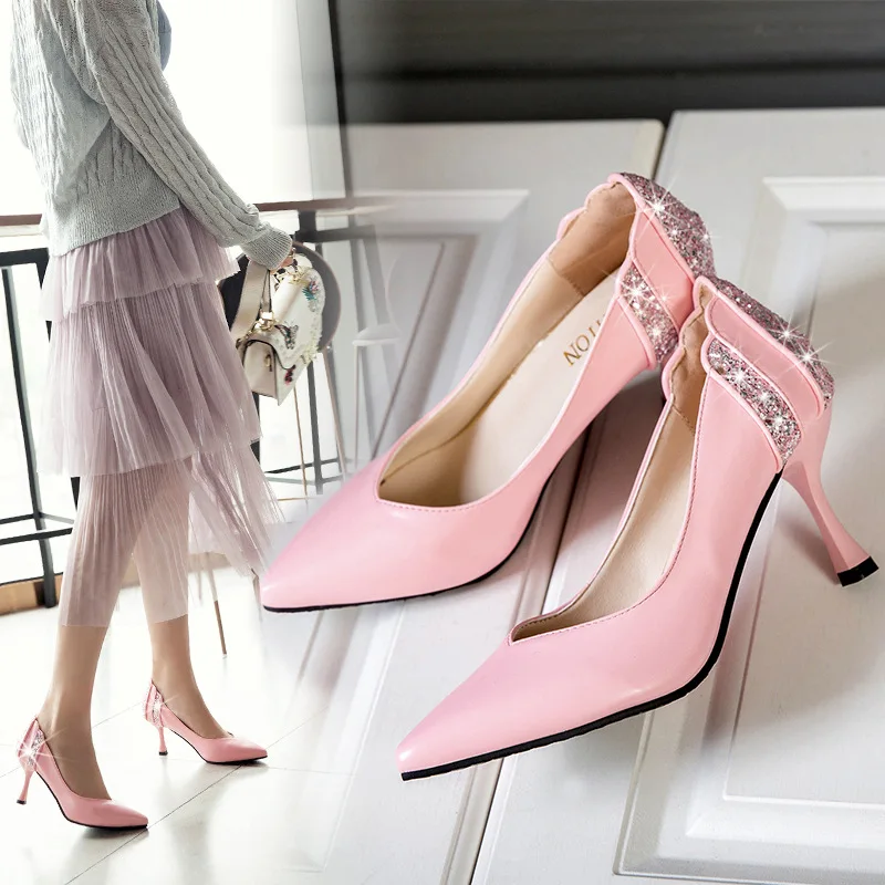

High Heels Women 2019 Spring New Hundred Korean version of the tip shallow and single shoes sandalen dames