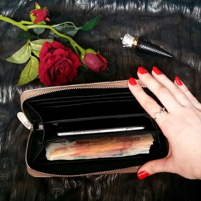 UT8BYsdX6laXXagOFbXX.jpg_640x10000