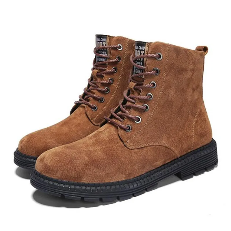 

2018 Winter New High-Quality Men's boots Men'S High-Top Leather With A Front Strap Retro Men'S Boots Motorcycle Boots.