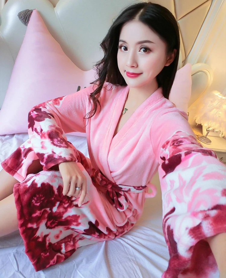 Толстые теплые мягкие фланелевые кимоно халаты для женщин 2019 Зима с длинным рукавом цветок Коралл бархатный халат Loungewear домашняя одежда