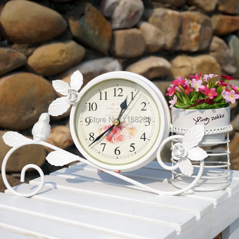Rural Style Metal Bird clock Home Decoration Handwork Garden Table clock With Pen Pot Black White Colour Rural Style Metal Bird clock Home Decoration Handwork Garden Table clock With Pen Pot Black White Colour