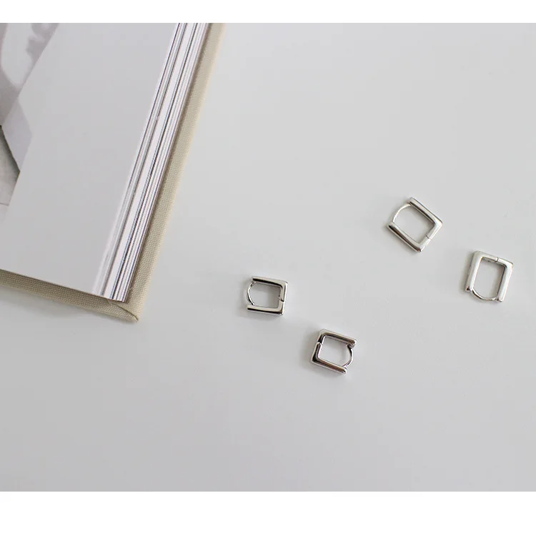 4691551830_514610680