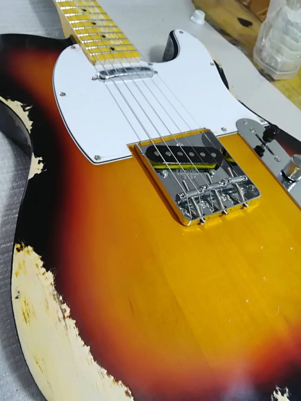 Custom shop, Ретро Закат электрогитара, белый гвардии пластины