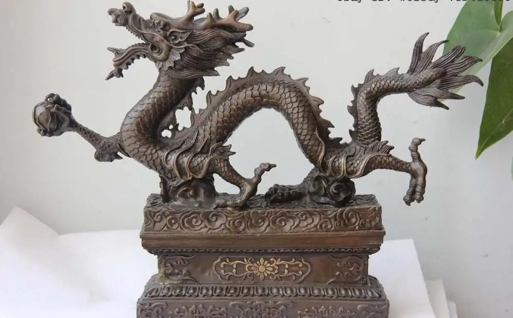 

Chinese Royal Copepr Bronze Feng Shui Auspicious Wealth Dragon Paly Bead Statue