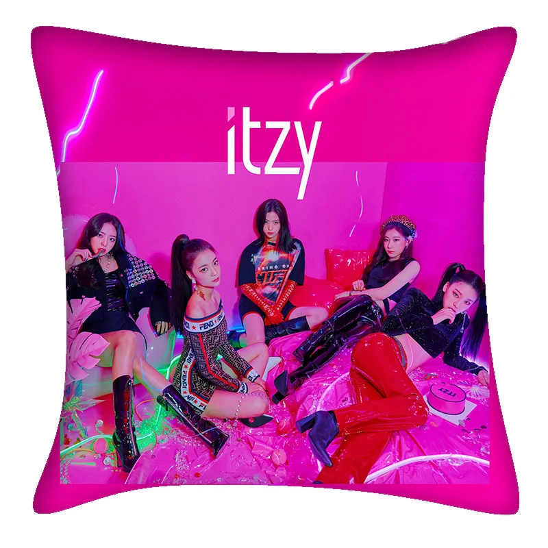 Двусторонняя Подушка [MYKPOP]ITZY с HD печатью коллекция фанатов KPOP SA1901611|Персонажи