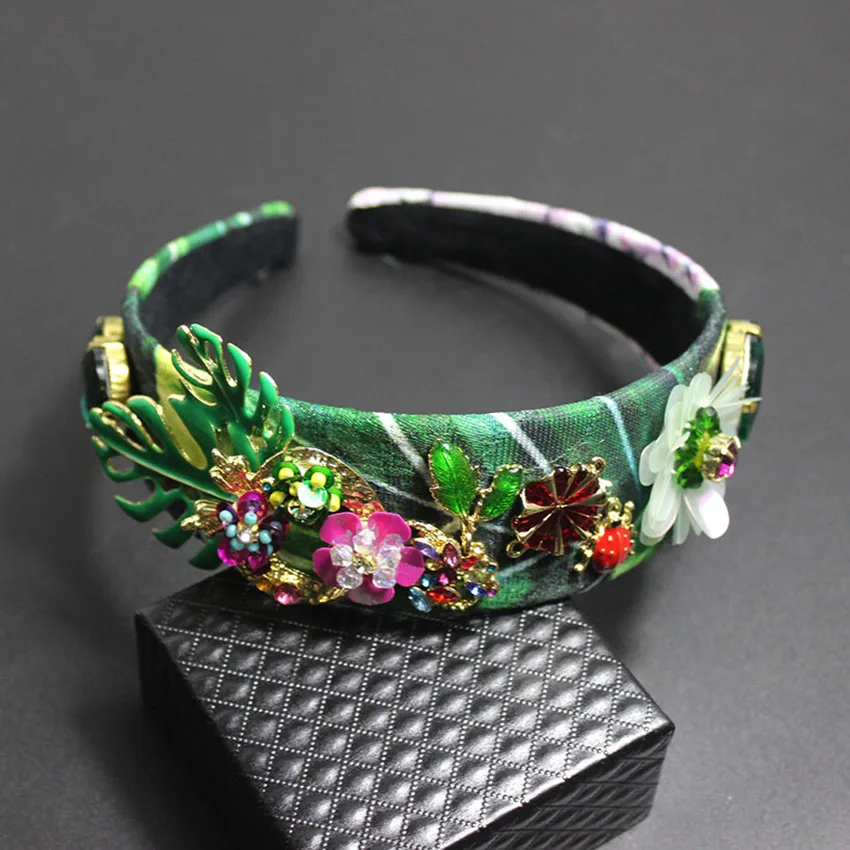 Ceny Nowe liście pszczoła chrząszcz pełny kryształ górski spacer Hairband Vintage Palace akcesoria do włosów dla panny młodej moda barokowa opaska z listkami 781