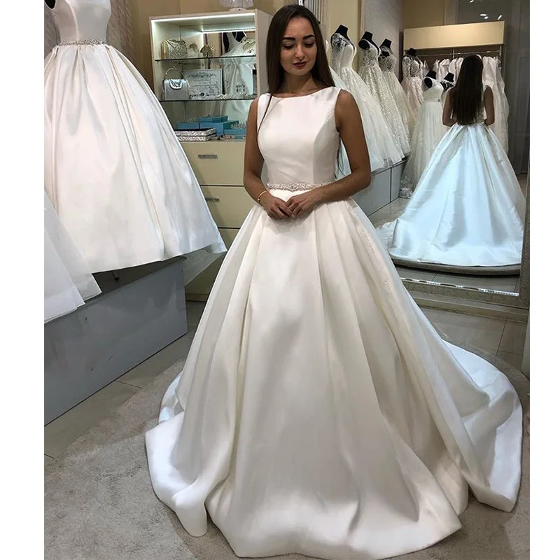 

Simple A-line Wedding Dresses Scoop Neck White Ivory Satin Backless Bridal Dress 2019 New vestido de casamento Delicate Beading