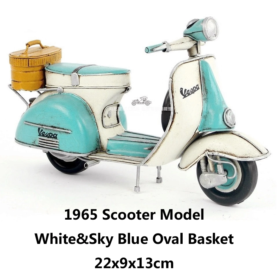 RETRO VINTAGE STYLE LIGHT BLUE VESPA SCOOTER METAL TIN MODEL ORNAMENT NEW BOXED