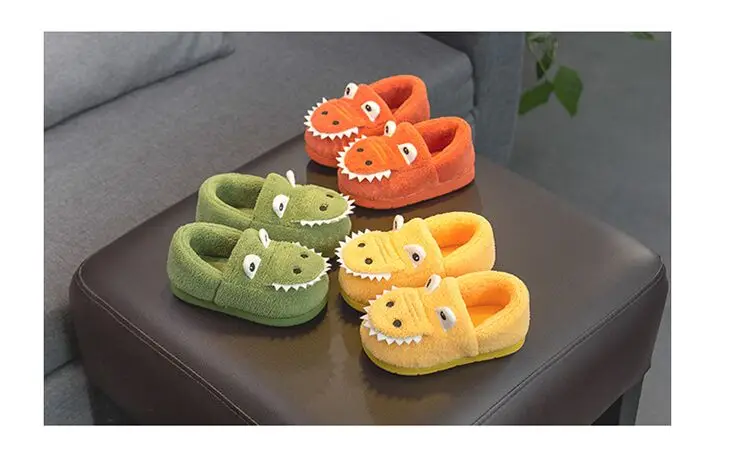 Feitos na China Crianças Interior Macio Pele Algodão Sapatos Quarto Bebê Anti-deslizamento Inverno Chinelos Quentes 2020 6 Computers & Electronics