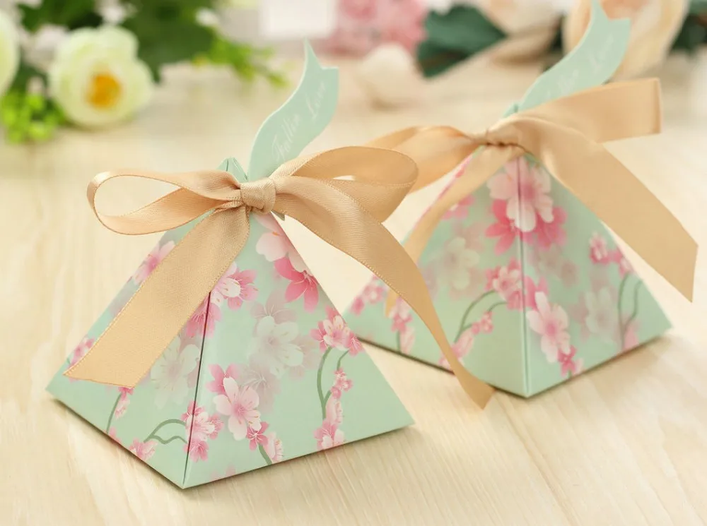 3227812860_1875118280