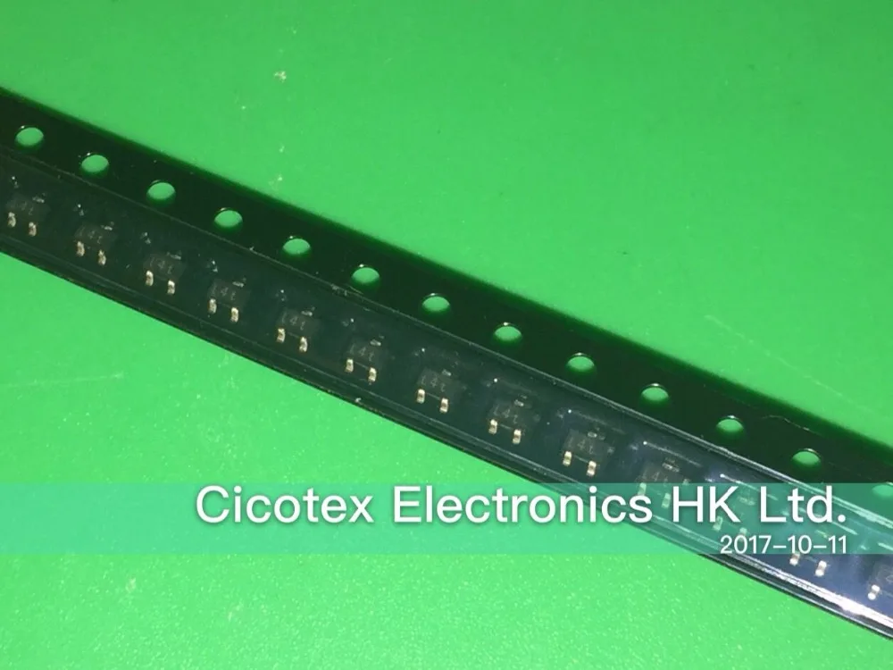 

100pcs/lot BAT54W,135 BAT54W SOD323 DIODE SCHOTTKY 30V 200MA L4T L4 SOT-323