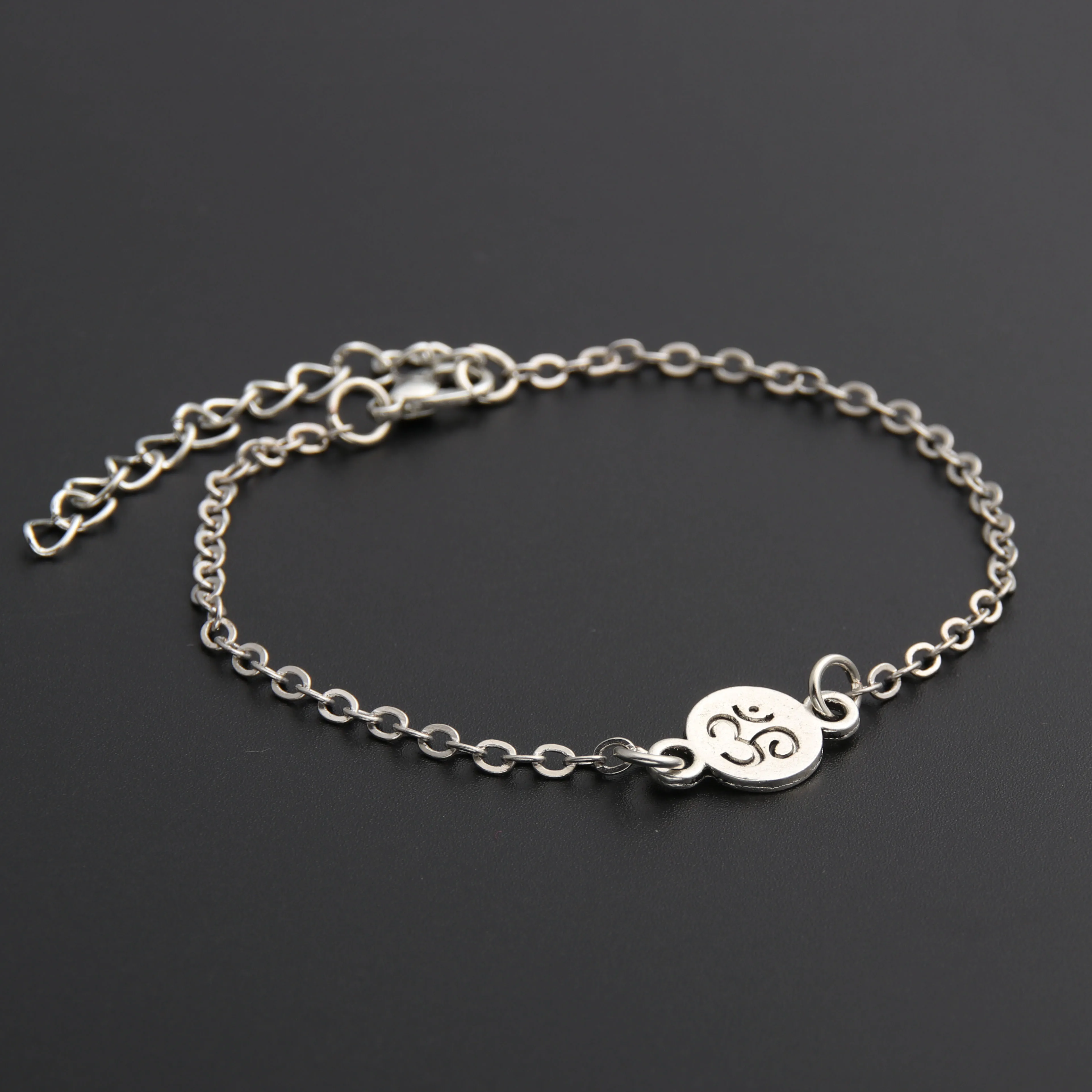 1 шт Женский браслет дружбы браслет баланс браслет Boho браслеты Йога Лотос Подвеска-ом браслеты E621