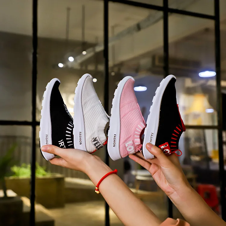 

2018 Summer New Wholesale Children's Socks Shoes Pure Color Fly Fabric Sneakers, Mesh Surface Breathable Casual Shoes