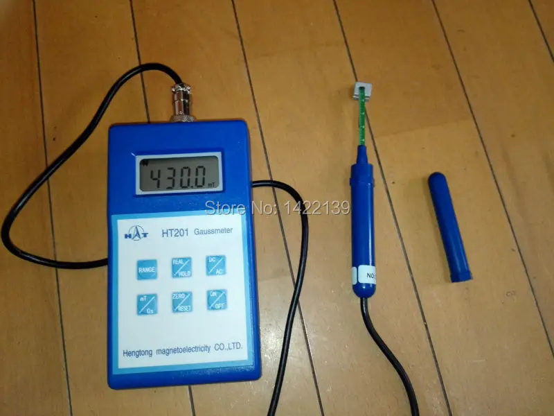 

New HT201 Digital Gauss / Tesla meter Gaussmeter Magnetic Flux meter AC DC 2000mT