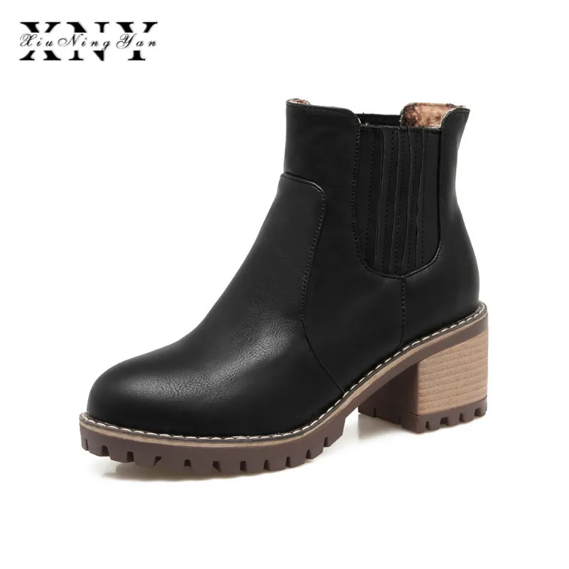 

XIUNINGYAN 2018 Winter Ankle Boots Woman Lace Up Short Boot Block Heel Boots Big Size 34-43 Red White Autumn Shoes Mujeres Botas