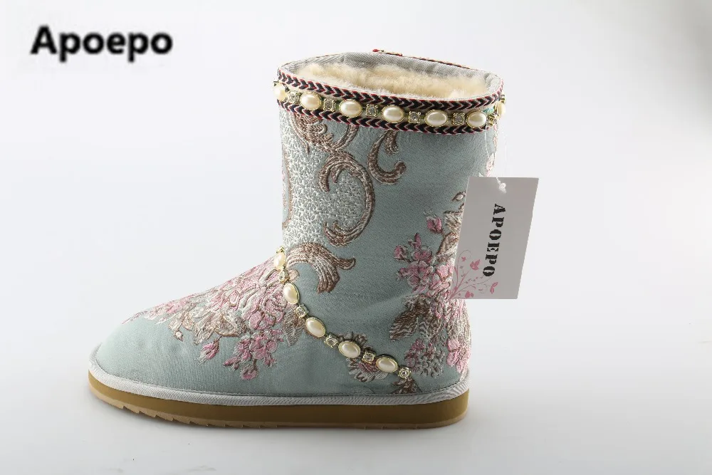 

New Hot Selling Flower Embroidery Snow Boots For woman Winter fashion flat shoes white pearls decorations mid-calf boots