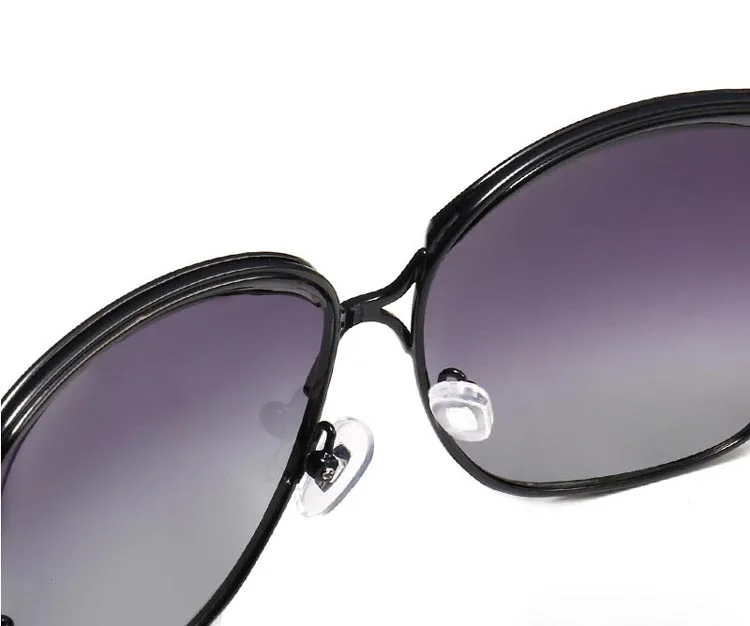 8702-black-750 (3)