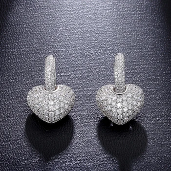 

Hot Sale Fashion Silver Color Heart Hoop Earrings For Women Shining Cute Earrings Brincos Wedding Fine Jewelry 05M042