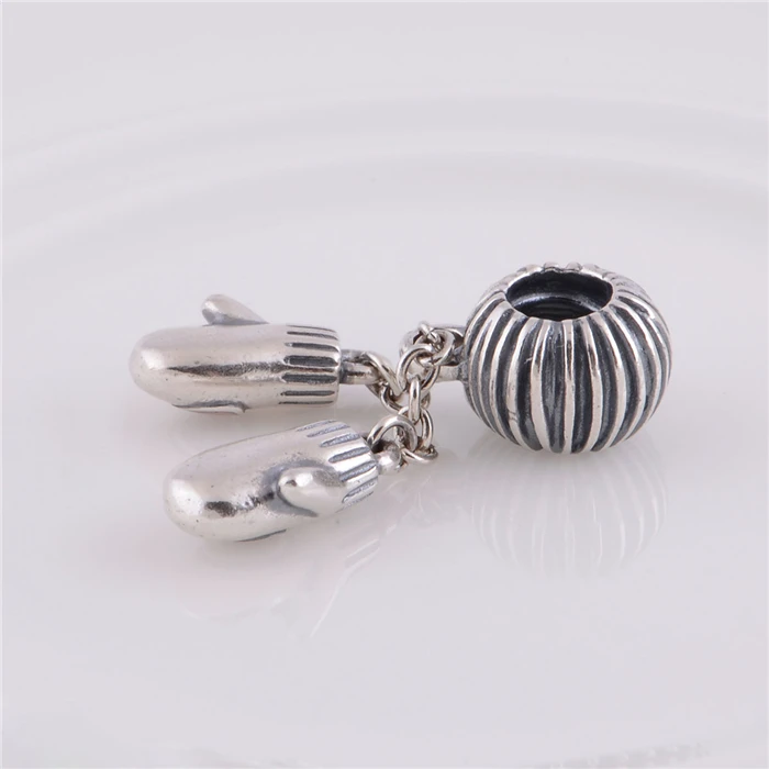 charm pandora guanti charm pandora guanti