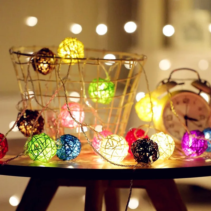 Battery Operated LED Rattan Ball String Light 4M 20LED Outdoor IP44