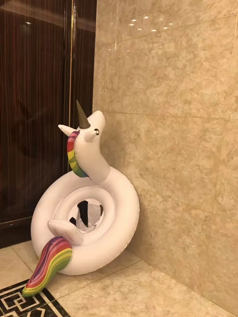 Cheap inflatable unicorn