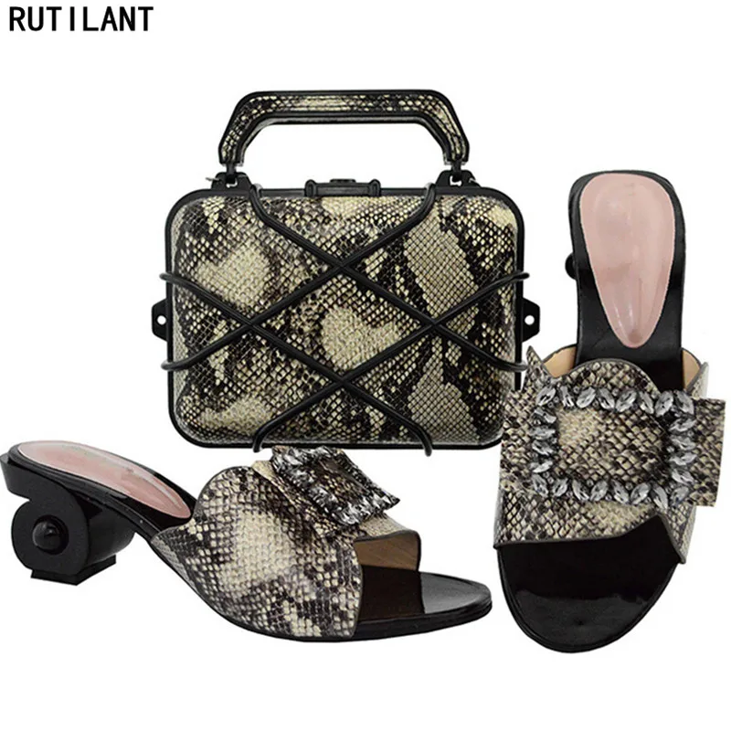 

Latest Design High Heels Italian Women Pumps with Purse African Shoes and Bags Matching Set Shoes and Bag Set African Sets 2019