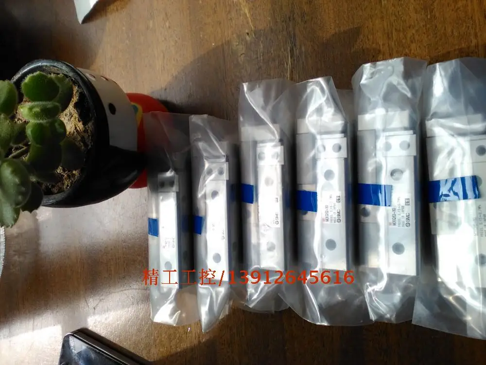 

[SA] Positive! SMC Japan MXQ12-10 original authentic slide cylinder new stock 8 kind
