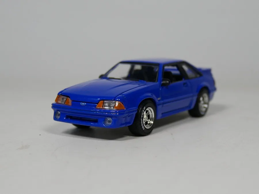 Авто ИНН-Greenlight 1: 64 1991 Ford Mustang литья под давлением модель автомобиля - Цвет: Синий