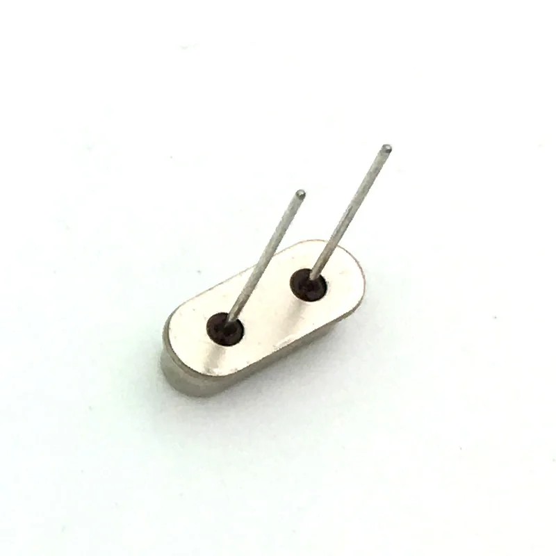 20pcs hc-49s 3.6864MHz 20ppm 20pF quartz resonator