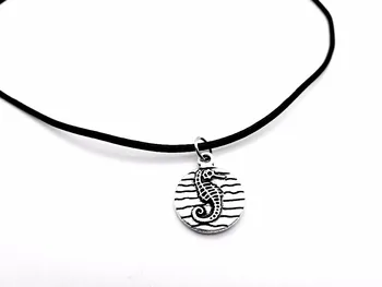 

30PCS Baby Hippocampus in Ocean Wave Necklace Charm Pendant Animal Marine Abalone Seashell Sea Horse Necklace Beach Jewelry