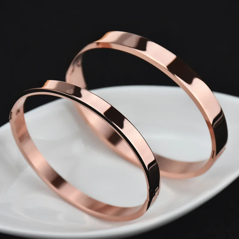 Personalized-Europe-Titanium-Bracelet-Lovers-Opening-Custom-Engraved-DIY-Rose-Gold-Lettering-Stainless-Steel-Hand-Women (1)