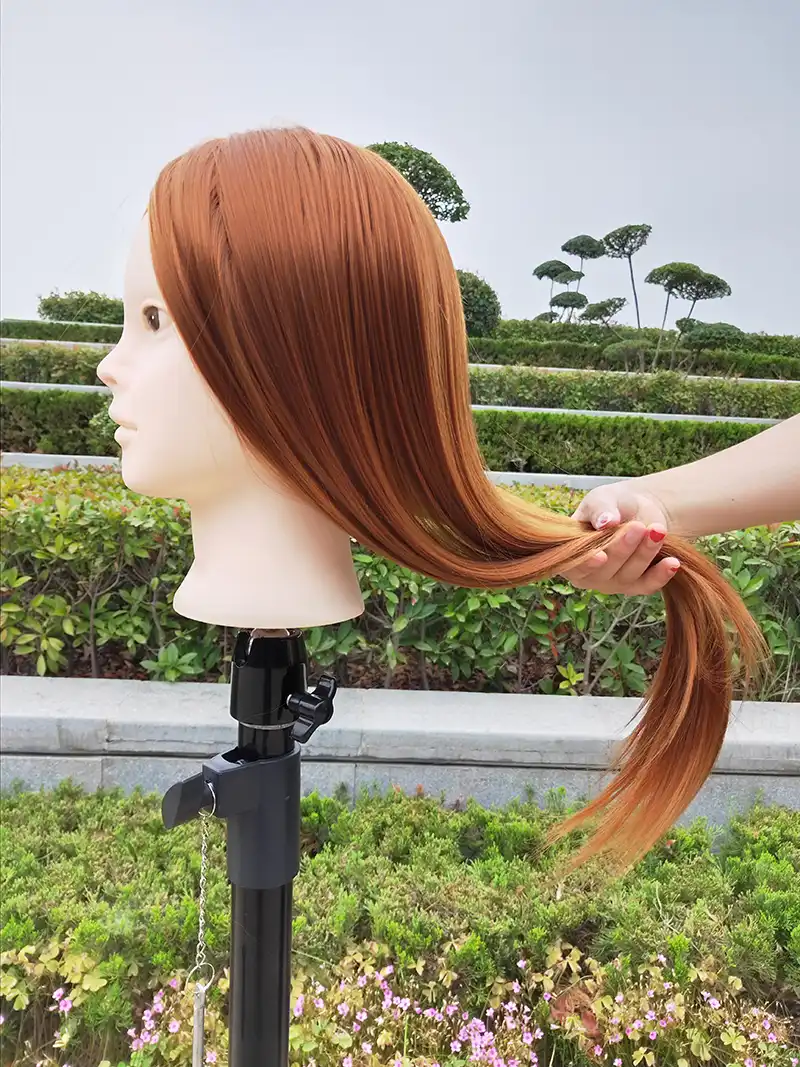 mannequin head to practice makeup and hair
