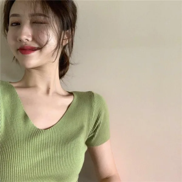Summer Women's Sweater T Shirt Slim V-collar Bottom Short Sleeve T-shirt for Female Knitted Tops Tshirt | Женская одежда