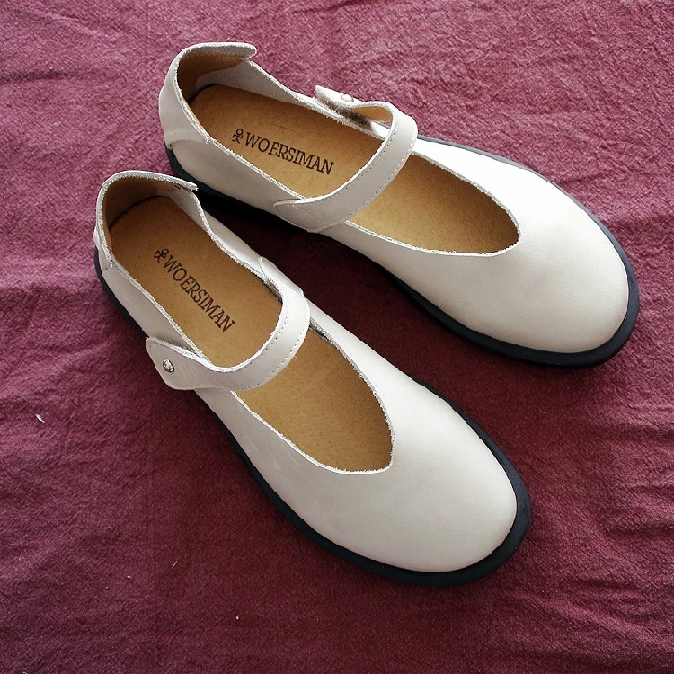 

Shipping 17 new Korean leather shoes Harajuku art retro shoes soled shoes female doll head Sen