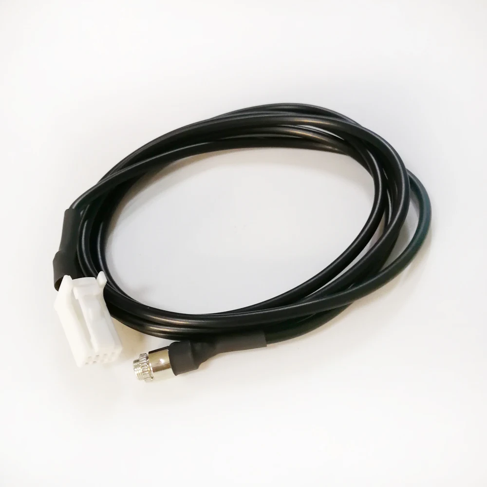 suzuki aux cable (1)