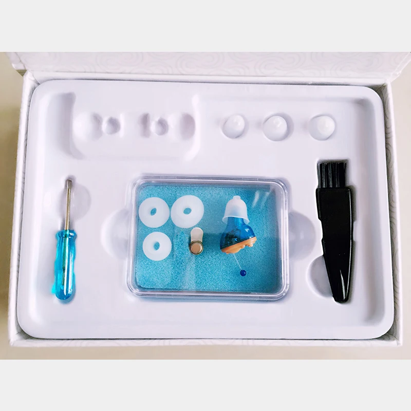 2018 Hot Sale New Design Red & Blue Invisible Mini Ear Hearing Aid For the Elderly Gift