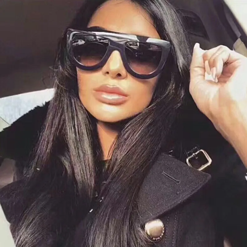 

Lady Flat top Oversized Sunglasses Women Retro Female Big Frames UV400 Cat Eye Sunglass Electroplated Rivet Sun Glasses Shades