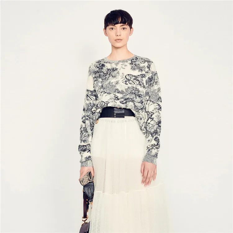 Runway Designer Sweaters 2018 Vintage Black Tiger zoo Print Sweater Women Long Sleeve Knitted Loose Pullover Sweater Runway Designer Sweaters 2018 Vintage Black Tiger zoo Print Sweater Women Long Sleeve Knitted Loose Pullover Sweater