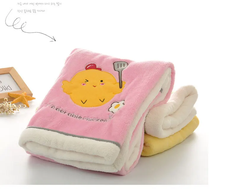 Новое поступление; детское фланелевое одеяло кораллового цвета; детское одеяло с вышивкой в виде цыпленка для новорожденных; постельные принадлежности