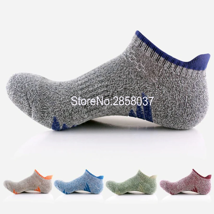 

4 Season Professional Men Sport Non-slip Socks Running Camping Sock Quick Dry Calcetines Climbing Gym Fitness Men Sock 5 Colors