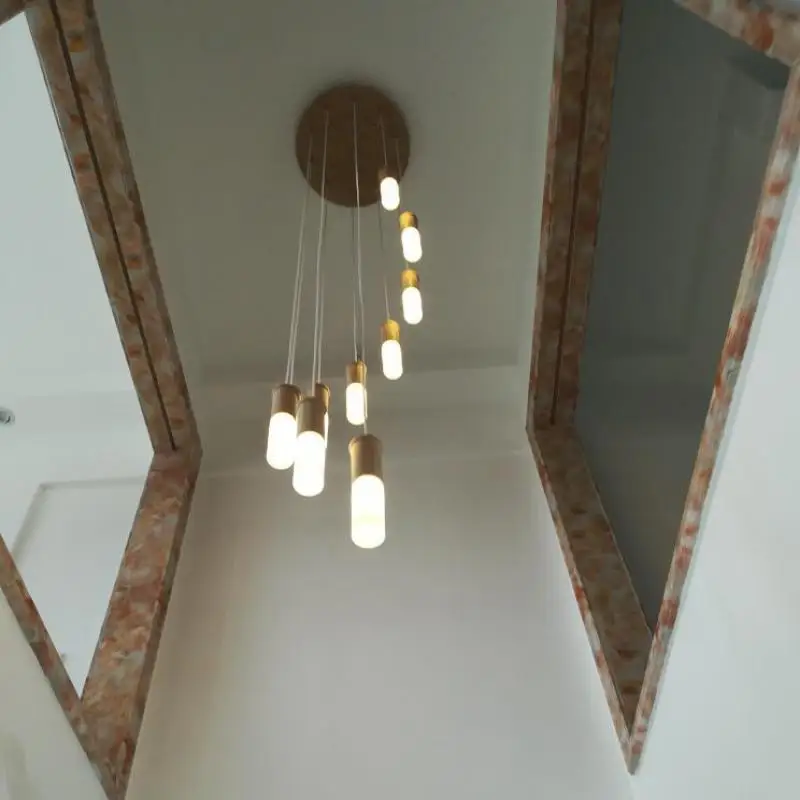 Отель большая спираль led люстра деревянная лестница освещение для лестничного