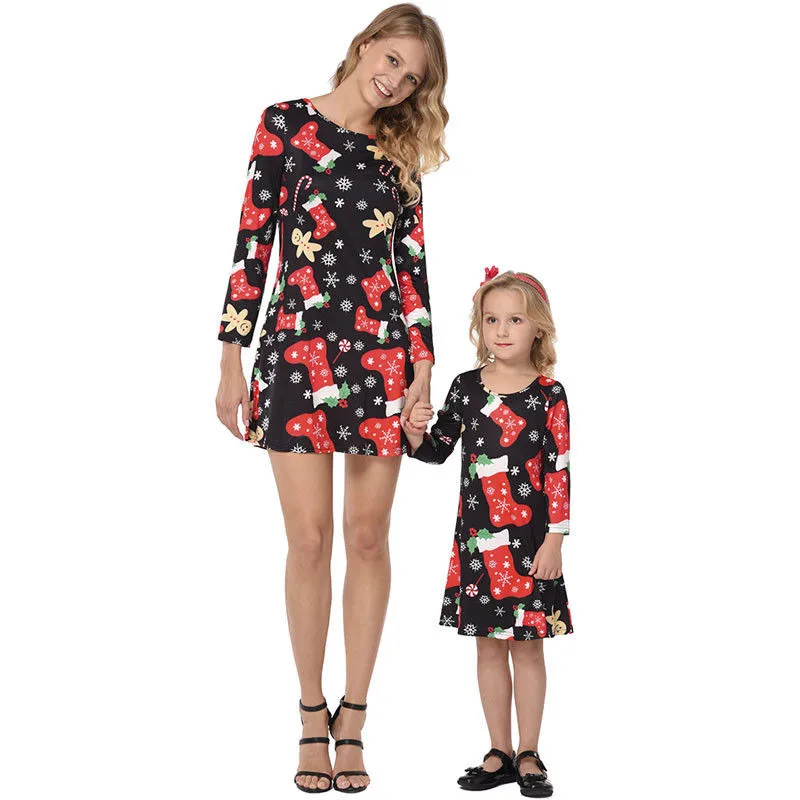 Рождественские одинаковые платья для мамы и дочки; одежда для мамы и дочки; Платье с принтом для мамы и дочки; детская одежда для сестры - Цвет: Многоцветный